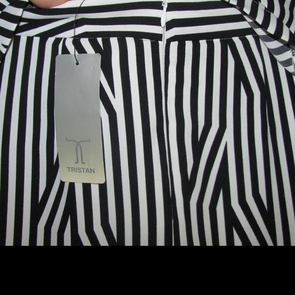 TRISTAN Skirt Suit Set Halter Top NWT Size 2 XS - Picture 5 of 10